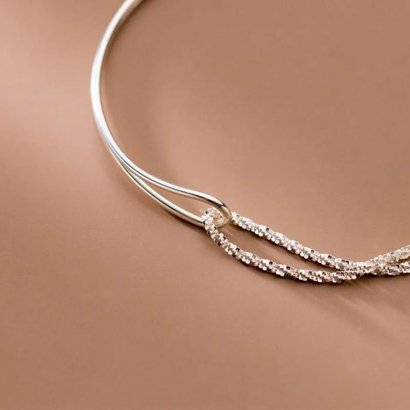 Artificial bracelet for women 