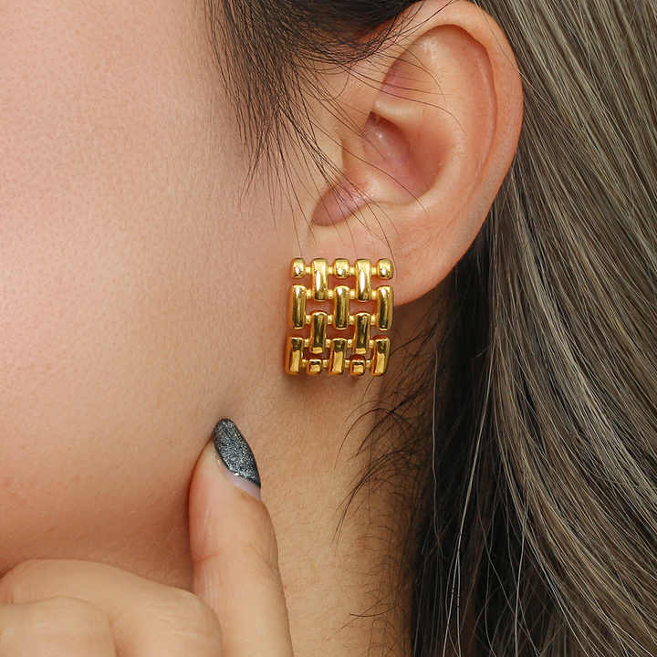 Jovi Bold Stud Earrings