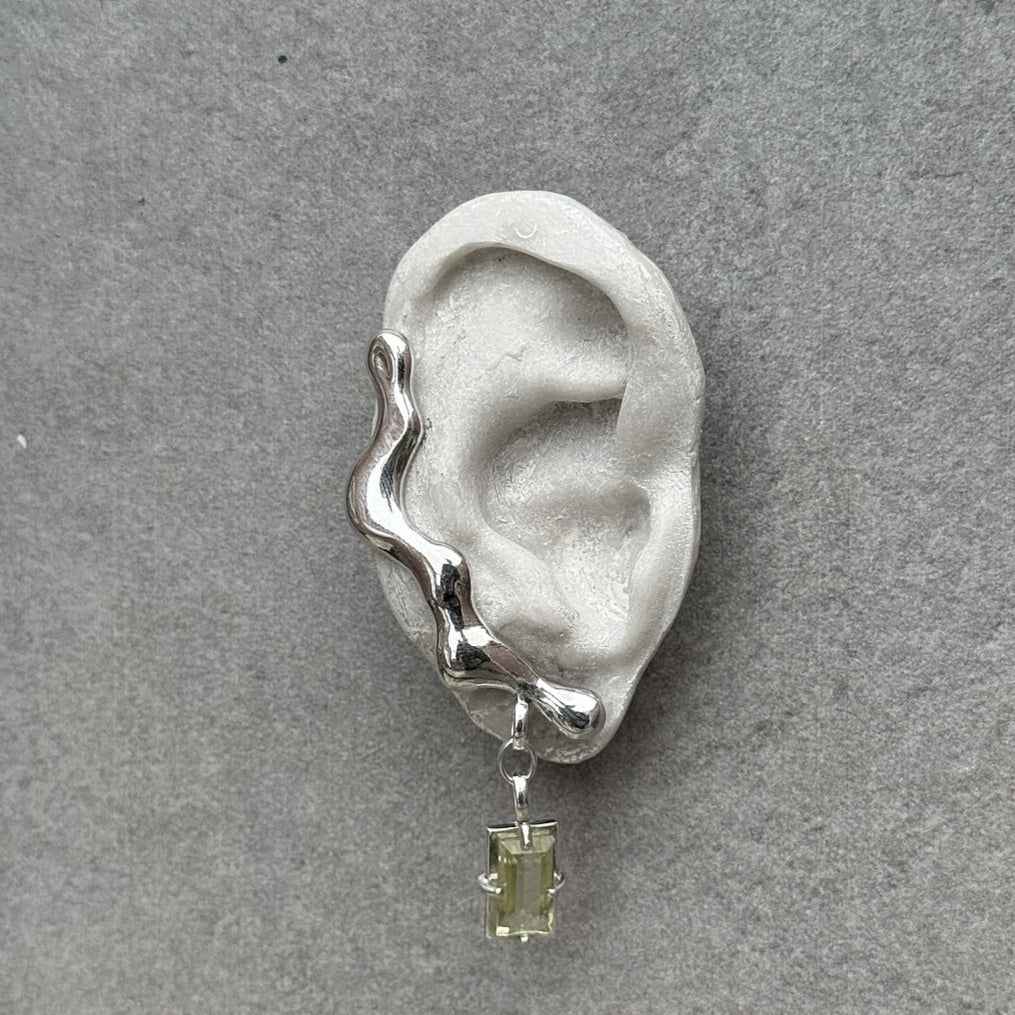 Ripple Effect Ear Crawler