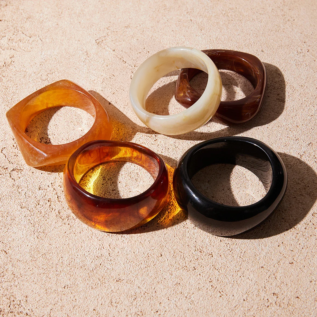 Vetra Chunky Resin Bangle Bracelet For Women